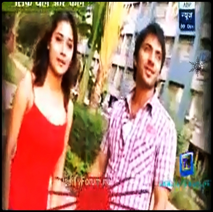 43-042 - sara khan21