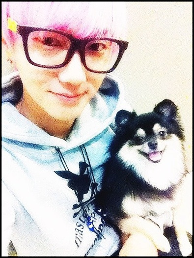 - Eh...uite..o vezi pe Kkoming acum :p