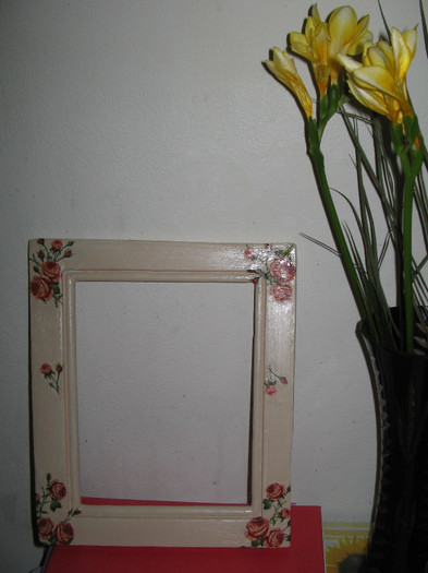 nu mi-a placut si am redecorat-o:)