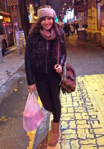 282482_300897573361025_1161769829_n