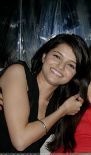 1-vert - RUBINA DILAIK NEW 7