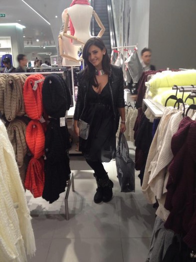 481872_408461389226047_1285918954_n