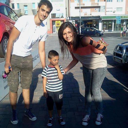 561667_175420769261081_1524968183_n