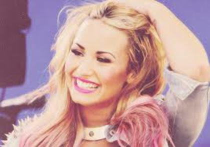 images (8) - Demi Lovato