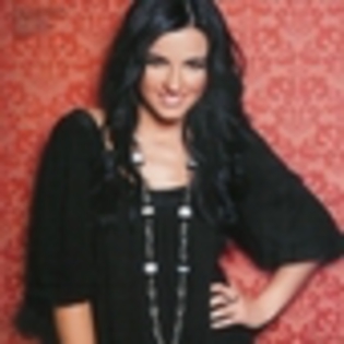 maite-perroni-300967l-thumbnail_gallery