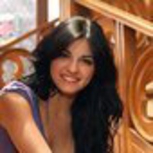 maite-perroni-639207l-thumbnail_gallery