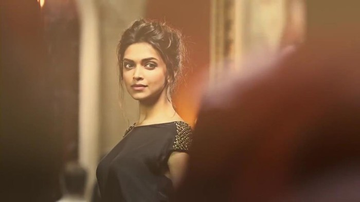 12288_462087670494762_1961018452_n - Poze cu Deepika Padukone pe care le ador