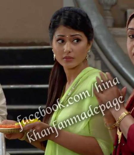 12222_379463352145426_1818173727_n - Hina Khan new 2