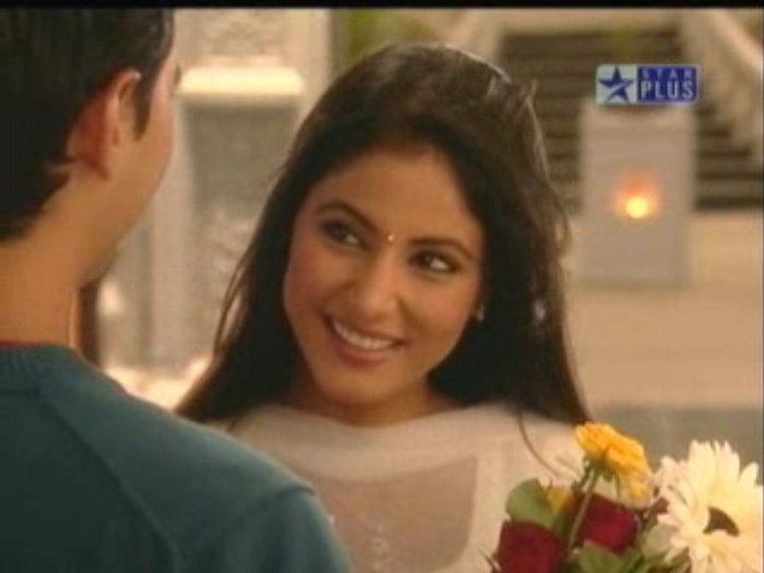 207845_116202855126740_7134863_n - Hina Khan new 2