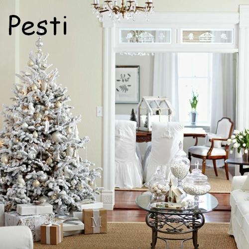 Pesti - ix - Christmas Tree - ix