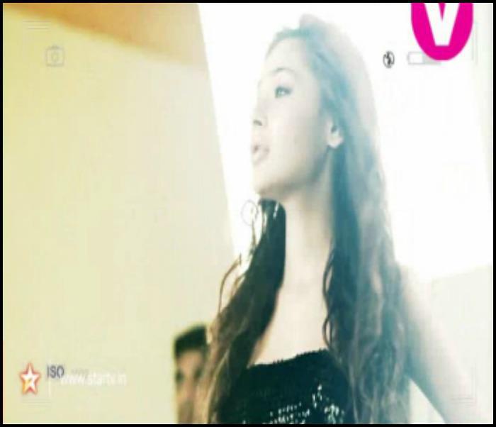 548745_394868060594660_948861144_n