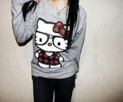 526902_397754403633651_116325764_n_thumb - Asta e privat