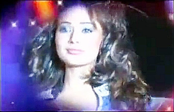  - SARA KHAN NEW PIC 5
