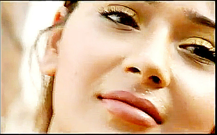  - SARA KHAN NEW PIC 5