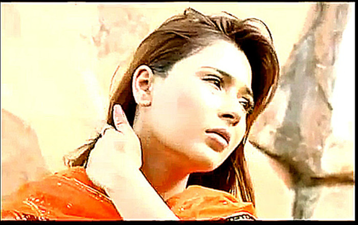  - SARA KHAN NEW PIC 5