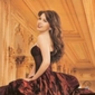 thalia-676747l-thumbnail_gallery