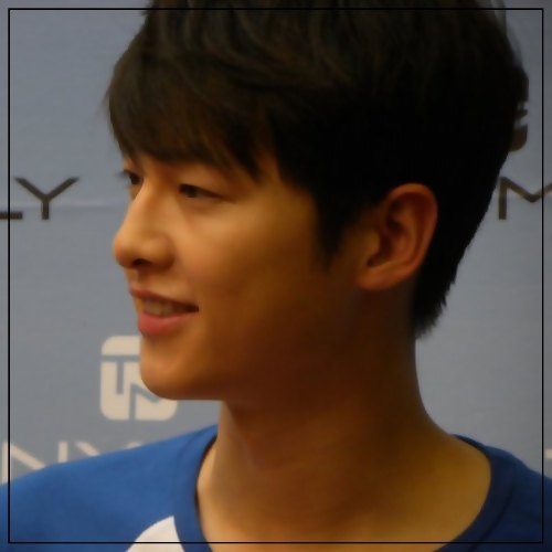 ;- Un motiv de laudaa :))..|ii suna telefonul;il scoate din jacheta;il inchide| - Xx Episodul-90 xX