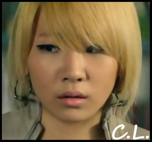 x. yaa!! stai asa :-s*se ridica* - Xx Episodul-90 xX