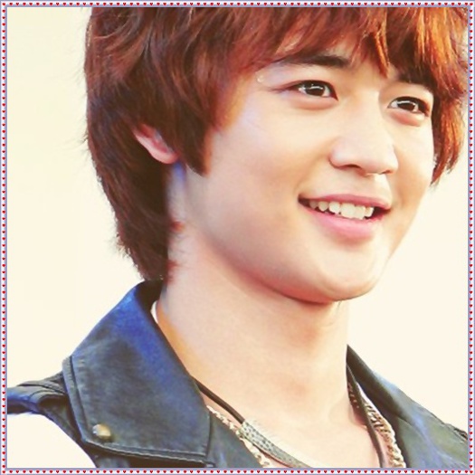 @. Hey Sull. :) ..Ahamm.. :-? ..Cred ca o iau eu. ;;)