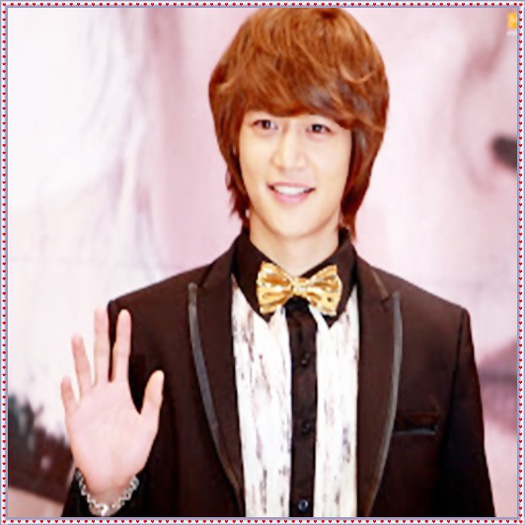 @. Bye So Eun, ai grija la masini..:o3.. dar totusi, este frig.. :-? ..