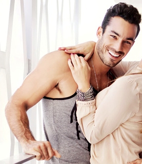  - Aaron Diaz