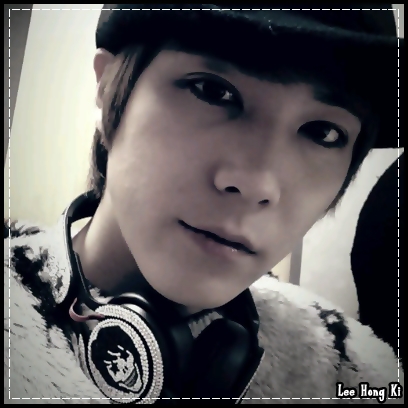 >> O ora? :|..Aww..X_x.. am uitat.. byee [fuge pe usa]..