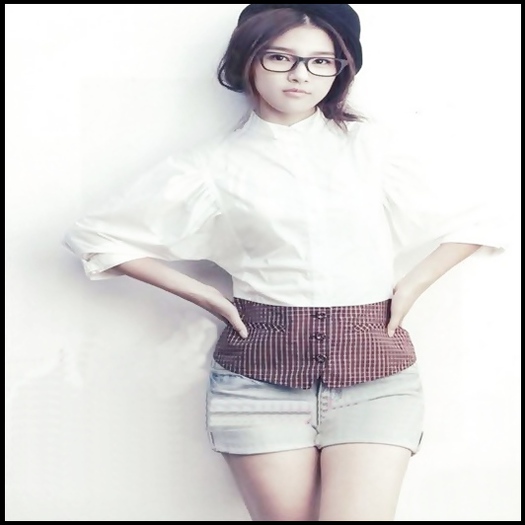 . |intra|...brrrr :-s..da frig mai e...hello :) :-h