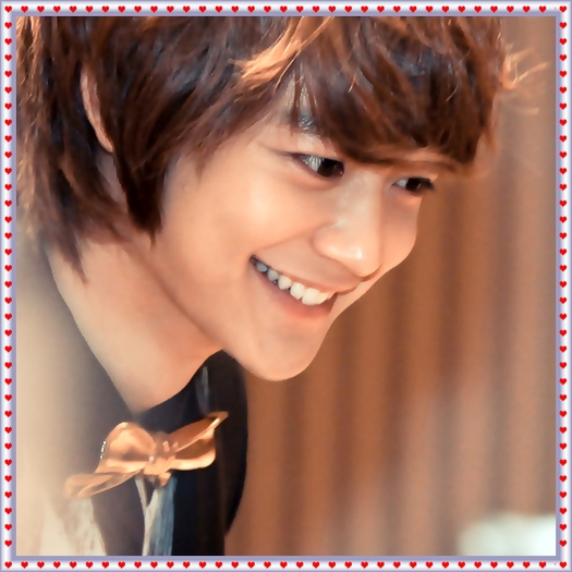 @. Buna, Min Ah.:) ..[pune globuri]..Globul asta e foarte sweet.:)) - Xx Episodul-93 xX