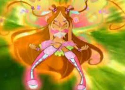  - winx transform flora belvix