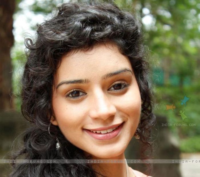 232469-sukirti-kandpal - SUKIRTI KHANDPAL 3