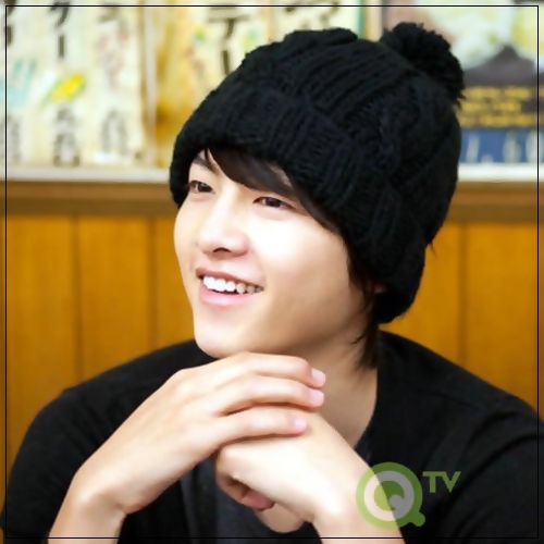 ;- Nu mai spunee.:d.:-w..de cine?..de tine?:-w
