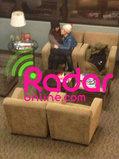  - Selena and Justin Salt Lake City Airport---23 December 2012