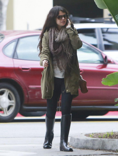 182379_347272545370084_876565794_n