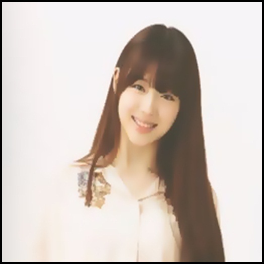 - Noo..Sulli nu doarme,Sulli somnambuleaza :)) Ah,ce noroc am ca stau la locul lui oppa :>