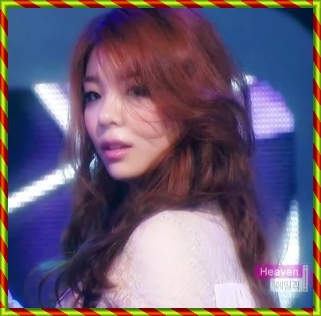 →Alege...ori te culci ori stai la barfa cu noi :)) Woo...:-"