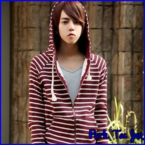 [:)] ..G.na.. ma crezi prost?.. :| ..Ki.. arat a fata? :-w.. Sau.. ai nevoie de ochelari?..:-?..