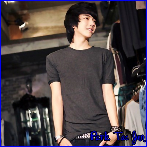 [:)] ..Sulli.. esti singura din camera asta.. care incepe sa ma urasca.. :-w.Mnop? :-L.