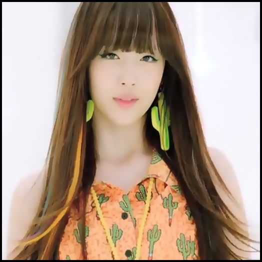 - Byee..Yee :> :)) Hai ma Keen..Zii si tu ceva :o3:))