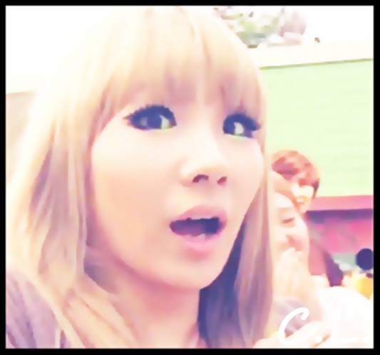 x. Al meuu? :o3 Cum asa? :))