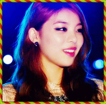 →Mmm..dar ce e aici? :-? ;;)