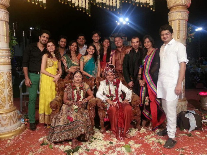 383759_236109583189041_1606098696_n - Rubina Dilaik