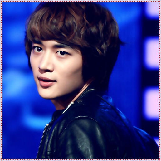 @. Auditiv.. poate atunci.. o sa intelegi sensul cuvintelor mele..:| ..