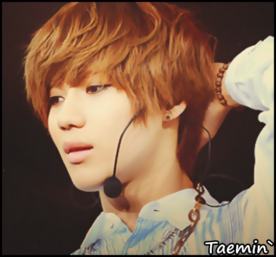 x. ahh..mai era puțin și credeam că vă luați și la bătaie..:)) byee BoA..*pleacă*