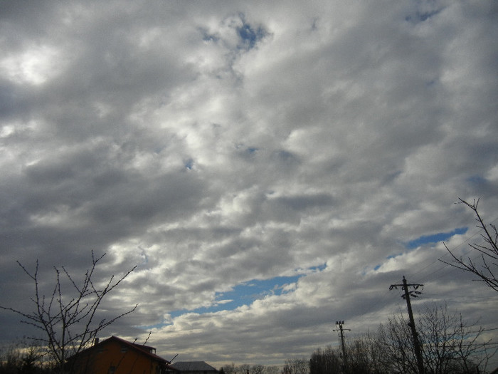 Clouds. Nori (2012, December 01)