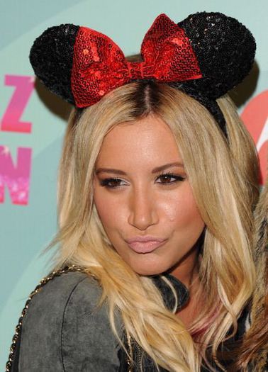 Ashley Tisdale - ASHLEY TISDALE LA HATTIER TEA PARTY