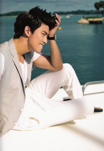 ESTE FRUMOOOOOSSSSSSSSSSSSSSSS - LA MULTI ANI TAECYEON