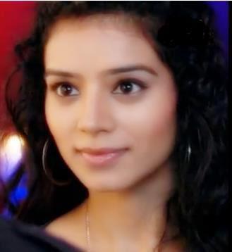 423722_102145583244084_1163442383_n - My princess Sukku