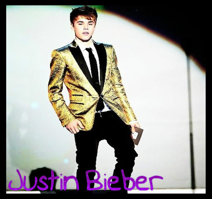 [se uita dupa Hannah] - Eu nu-nteleeeg. [dupa care merse in camera lui Kristen.]