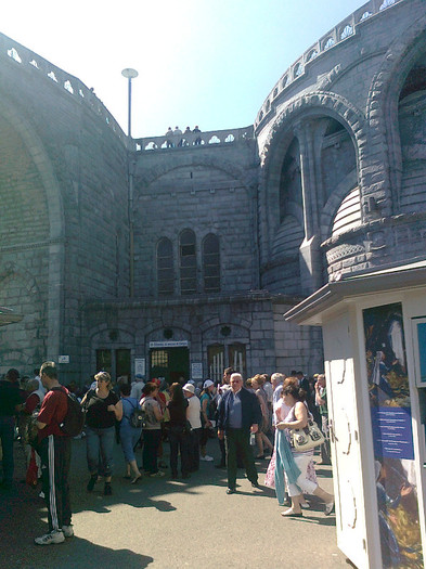 LOURDES (16)