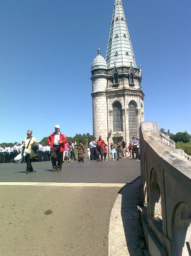 LOURDES (39)